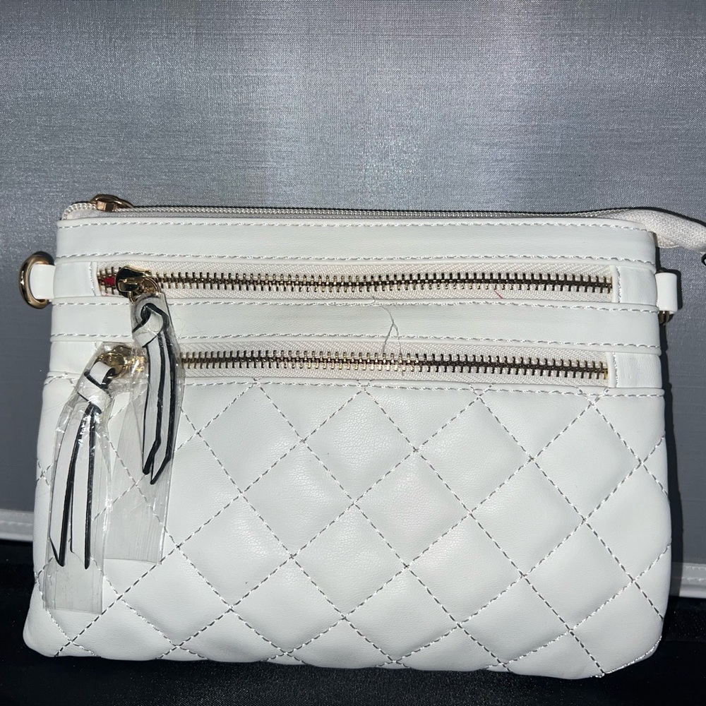 White Women’s Purse- Never Worn
